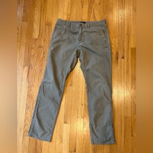 Banana Republic Rapid Movement Chino Pants Mens 34x34 Tan Aiden Pant